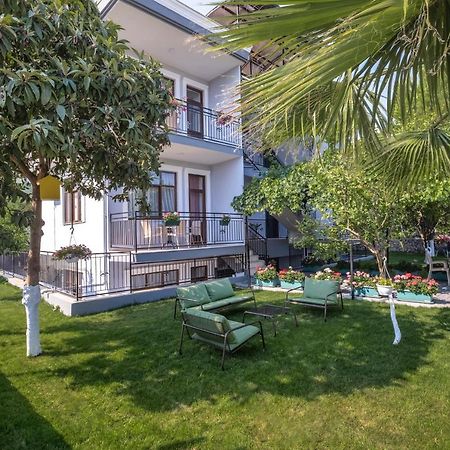 קמר Sayan Apart Hotel מראה חיצוני תמונה